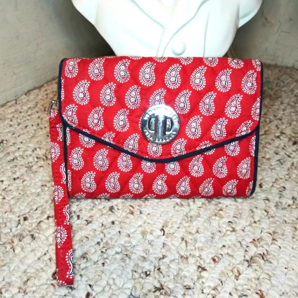 Vintage Vera Bradley Red, White & Navy Bandana Print Petite Turnlock Wallet - Picture 1 of 10